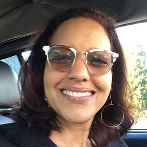 Meet your Posher, Monica